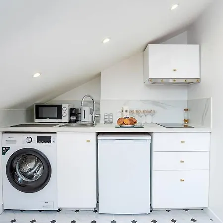 Moonlight - 4 Pers - Wifi * Chatou